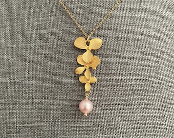 Orchid and Pearl Necklace, Vertical Floral Orchid Flowers Necklace for Gift, Flower Necklace Jewelry for Women