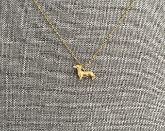 Collier Pendentif Teckel En Or - Chaîne De 51 Cm, Pendentif 1.3x1.1 Cm, Cuivre Doré - Bijou Pour Amoureux Des Chiens