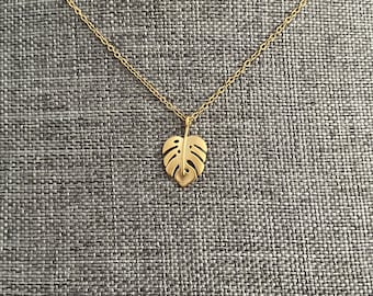 Collar con hoja de Monstera Deliciosa, joyería con hoja de planta de ajedrez suizo para mujer, amante de las plantas, collar con pulgar verde, joyería con hoja tropical
