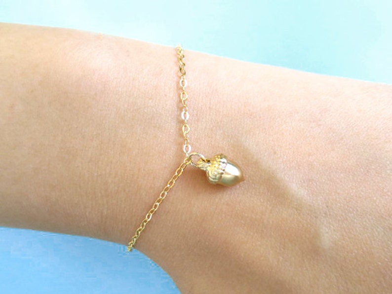 Gold bracelet Gift for sister Minimal dainty bracelet Gift for graduation Valentine/'s day gift Acorn bracelet