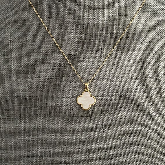 Gold Shell Clover Pendant Necklace for Her, White Shell Clover 
