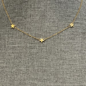 Triple star necklace, Gold filled chain necklace, Star necklace, Gift for her, Gift for mom, Gift for sister