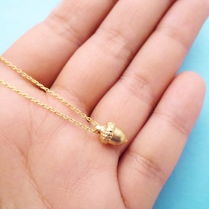 Tiny Cute Gold Silver Acorn Necklace, Minimal Necklace, Cute Necklace, Dainty Necklace, Good luck Good day Necklace, Gift for Women