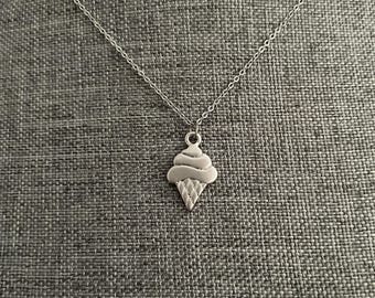 Silber Eis Anhänger Halskette - Netter Sommer Schmuck für Frauen - Zierliche vergoldete Eis Anhänger Halskette - Spaß Geschenk für jeden Tag