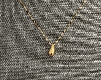 ネックレス・ペンダント Glowing Drops Of Water Necklace Water Drop Pendant, Gold Plated Waterdrop Necklace
