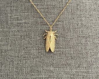 Gold Plated Cicada Necklace – Insect Pendant Jewelry – Nature Inspired Statement Necklace – Unique Bug Lover Gift