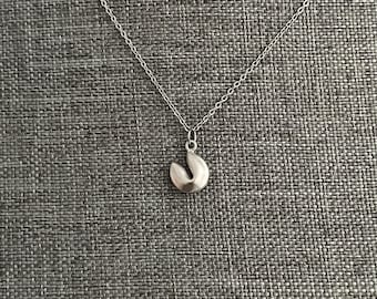 Collar de galleta de la suerte, collar de buena suerte, collar de plata, regalo de cumpleaños, regalo de Navidad, regalo para superado el COVID-19, regalo de enfermera