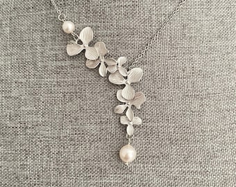 Collana a cascata di orchidee con perle – Gioielli da sposa, collana con orchidea e perle, elegante regalo per matrimonio o damigella d'onore