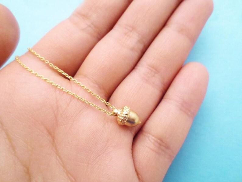 Gold bracelet Gift for sister Minimal dainty bracelet Gift for graduation Valentine/'s day gift Acorn bracelet