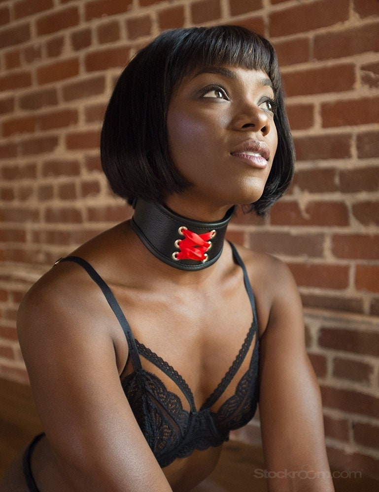 Submissive Ebony