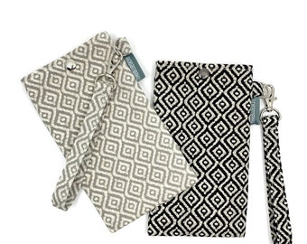 Canvas Cell Phone bag/iPhone Smartphone Pouch/Cell Phone sleeve with Wristlet,Magnetic Snaps and Inner Pocket/Hand Made in USA