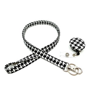 Houndstooth Lanyard with Badge Reel/ Breakaway Lanyard/Fabric Lanyard/Fabric Key Strap/Name Tag Lanyard/Free ID Holder