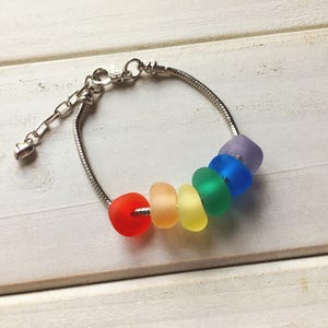 Handmade Rainbow Sea Glass Bracelet, Adjustable Knitted Alloy Chain Bracelet, Sea Glass Jewelry, Beach Glass Jewelry, Marine Jewelry