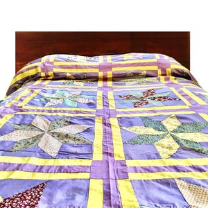 Vintage Handmade Patchwork Quilt Topper – Bed Coverlet / Bedspread – Purple & Yellow + Stars – Country / Cottagecore Bedding