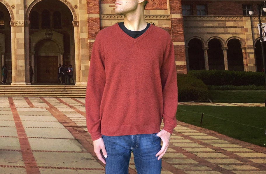 L.L. Bean 100% Cashmere Sweater Soft Vintage Rust Red V Neck Collar Dressy or Casual, Pullover Style Men's Size Large (L) L.L. Bean 100% Cashmere Sweater Soft Vintage Rust Red V Neck Collar Dressy or Casual, Pullover Style Men's Size Large (L)