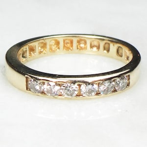 Vintage 14k Yellow Gold Diamond Wedding Band (.25 Carats TDW, Size 5.25)