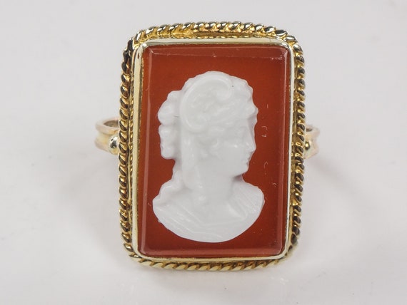 Vintage 14k Yellow Gold Hardstone Cameo Ring Carv… - image 3