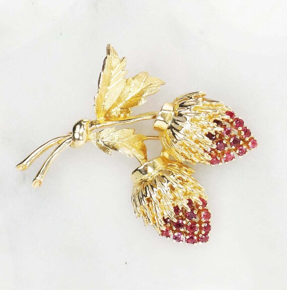 14k Yellow Gold Natural Ruby Strawberries Pin Lar… - image 8