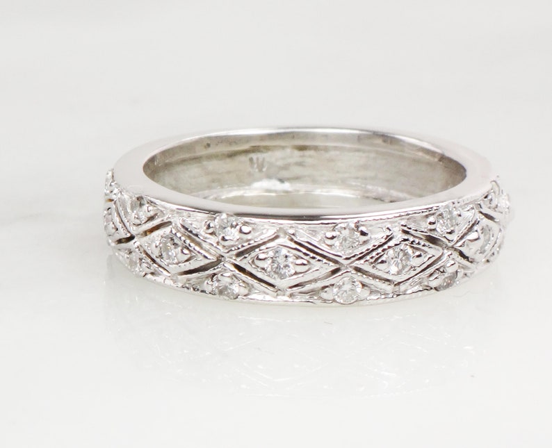 Vintage 14k White Gold Natural Diamond Wedding Band, Approx .35 CT TDW Size 6.25 image 2