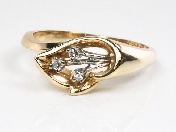 Dainty 10k Yellow Gold Diamond Ring Vintage Solid… - image 1