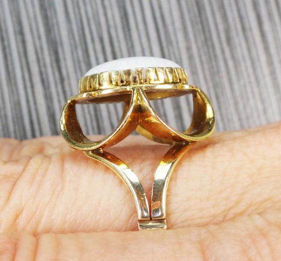 Vintage Large 14k Yellow Gold Natural Opal Ring O… - image 10