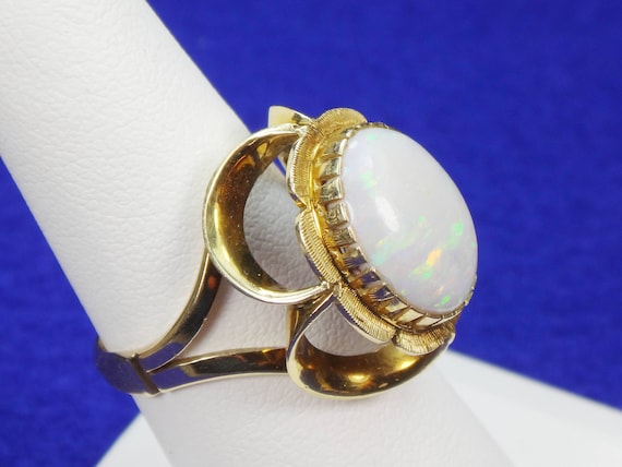 Vintage Large 14k Yellow Gold Natural Opal Ring O… - image 5