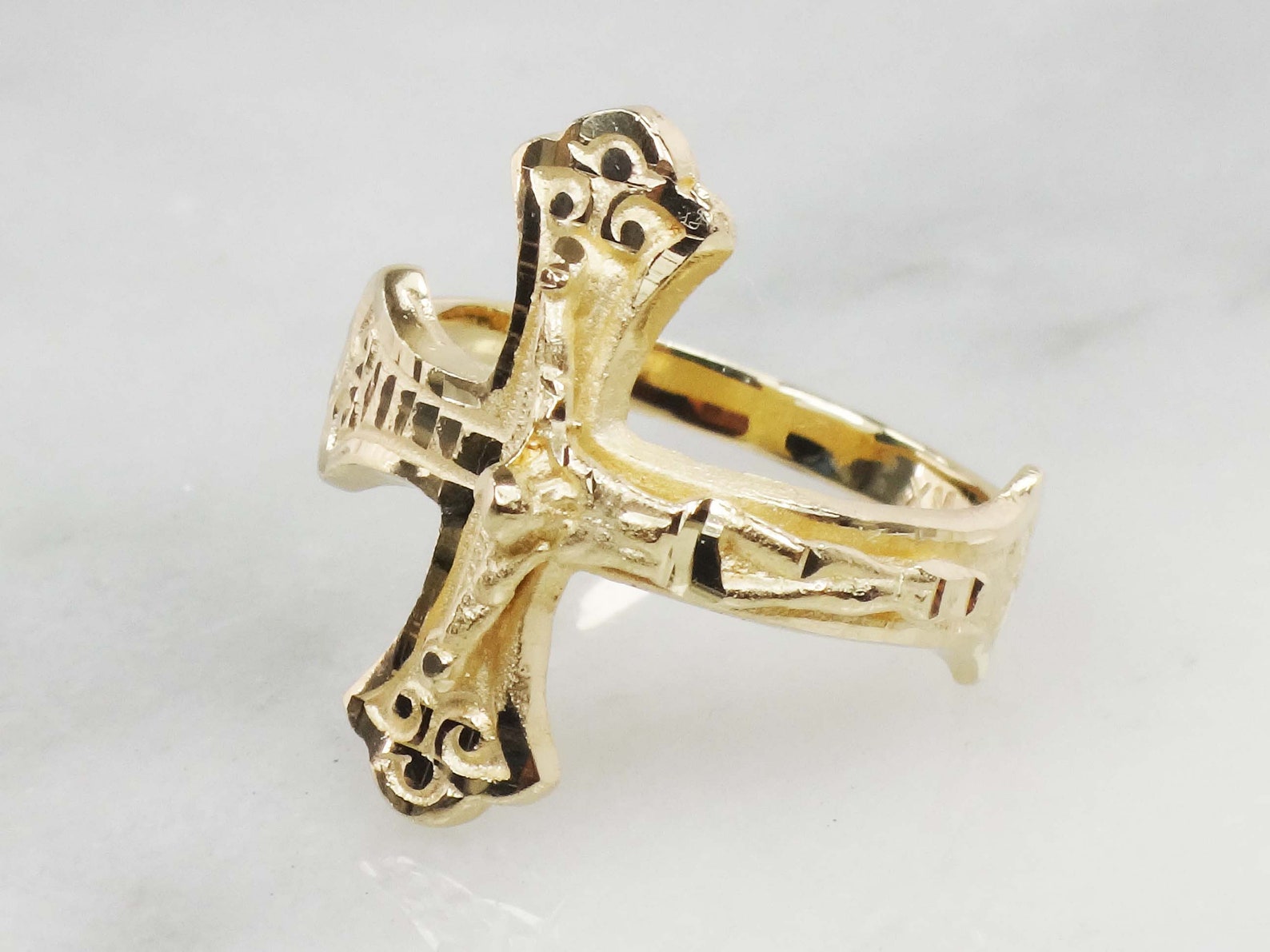 Vintage 14k Gold Crucifix Ring Unisex Cross Ring Yellow Gold Etsy