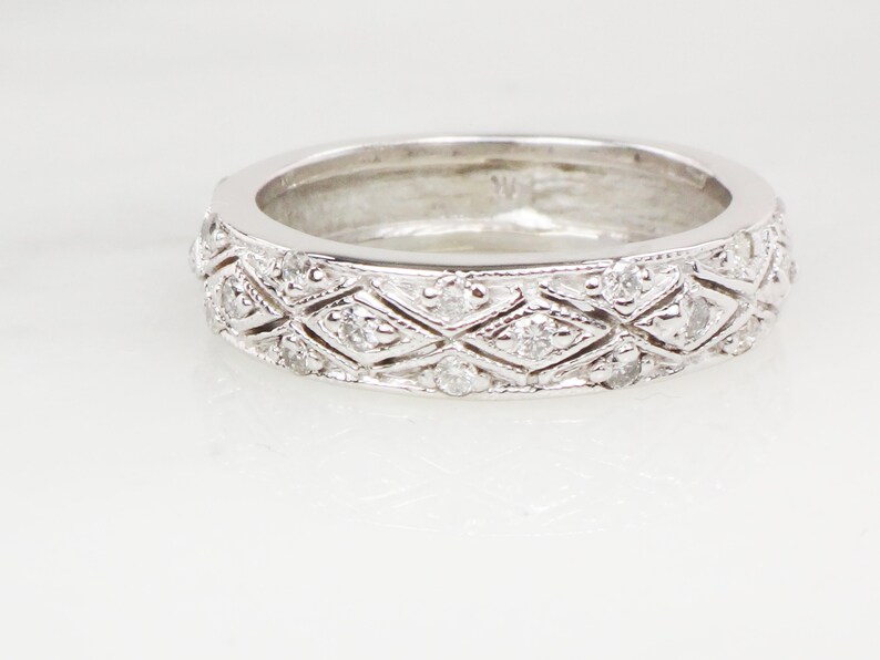 Vintage 14k White Gold Natural Diamond Wedding Band, Approx .35 CT TDW Size 6.25 image 3