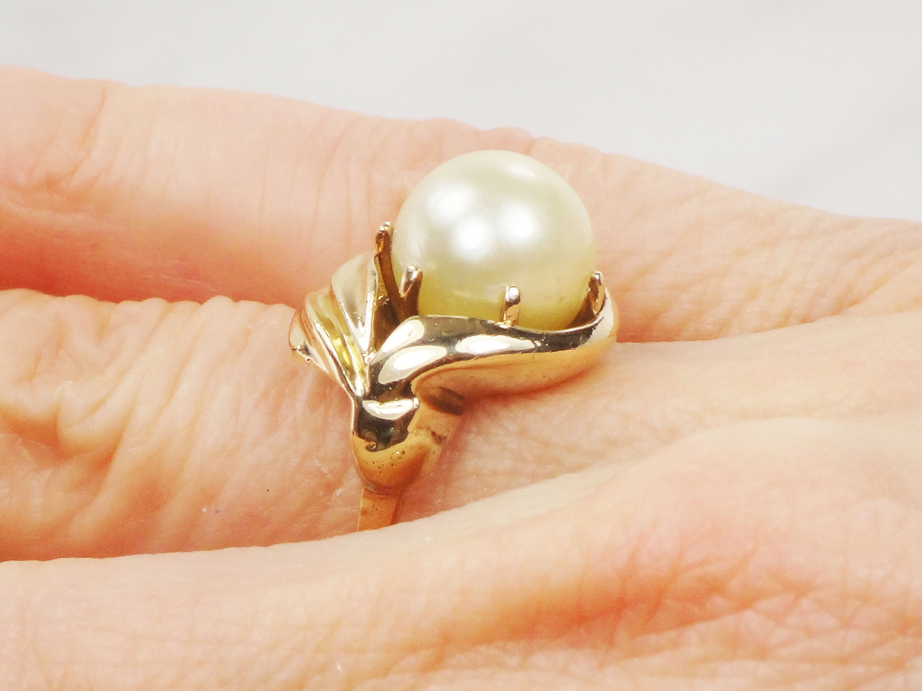 Anillos con online perlas grandes