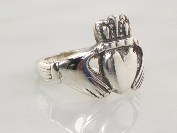 Vintage Claddagh Ring Irish Sterling Silver Cladd… - image 3