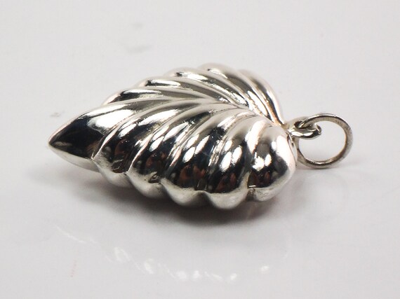Vintage Sterling Silver Puffed Ribbed Heart Penda… - image 5