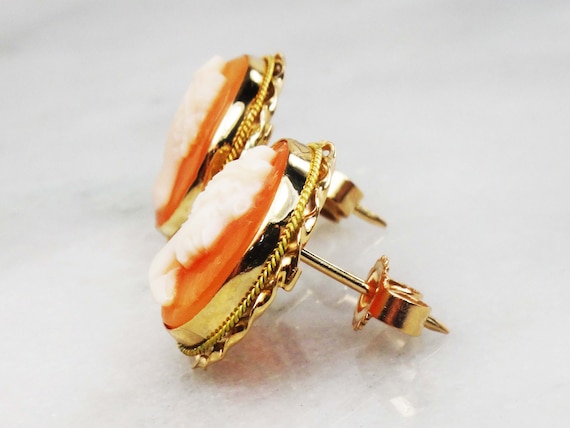 Vintage 14k Gold Shell Cameo Stud Earrings Oval M… - image 8