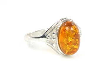 Vintage Sterling Silver Amber Ring: Art Nouveau Style, Size 8.5