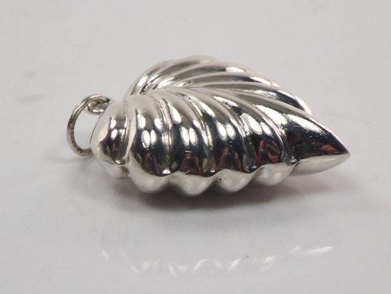 Vintage Sterling Silver Puffed Ribbed Heart Penda… - image 3