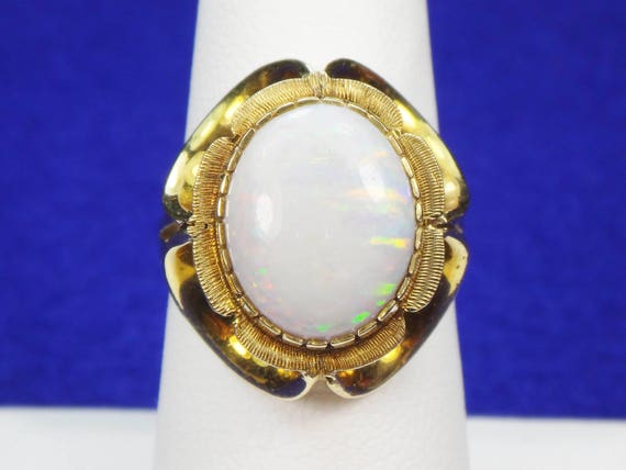 Vintage Large 14k Yellow Gold Natural Opal Ring O… - image 4