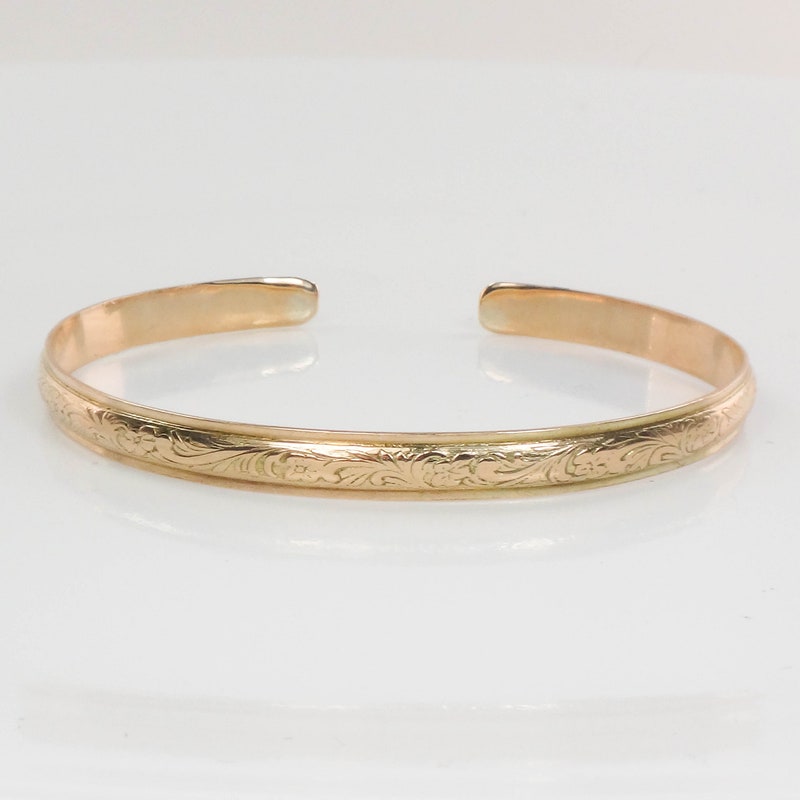 Alex And Elsa 10K Solid Yellow Gold Herringbone Anklet – 9 Inches – 2.5mm – Lobster Clasp – No Stone – SK020