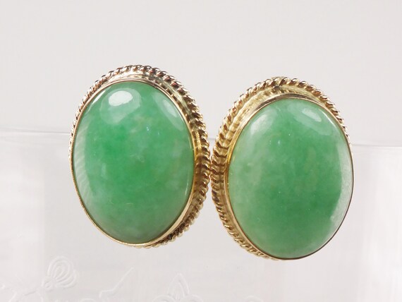 Vintage 14k Gold Green Chrysoprase Stud Earrings G