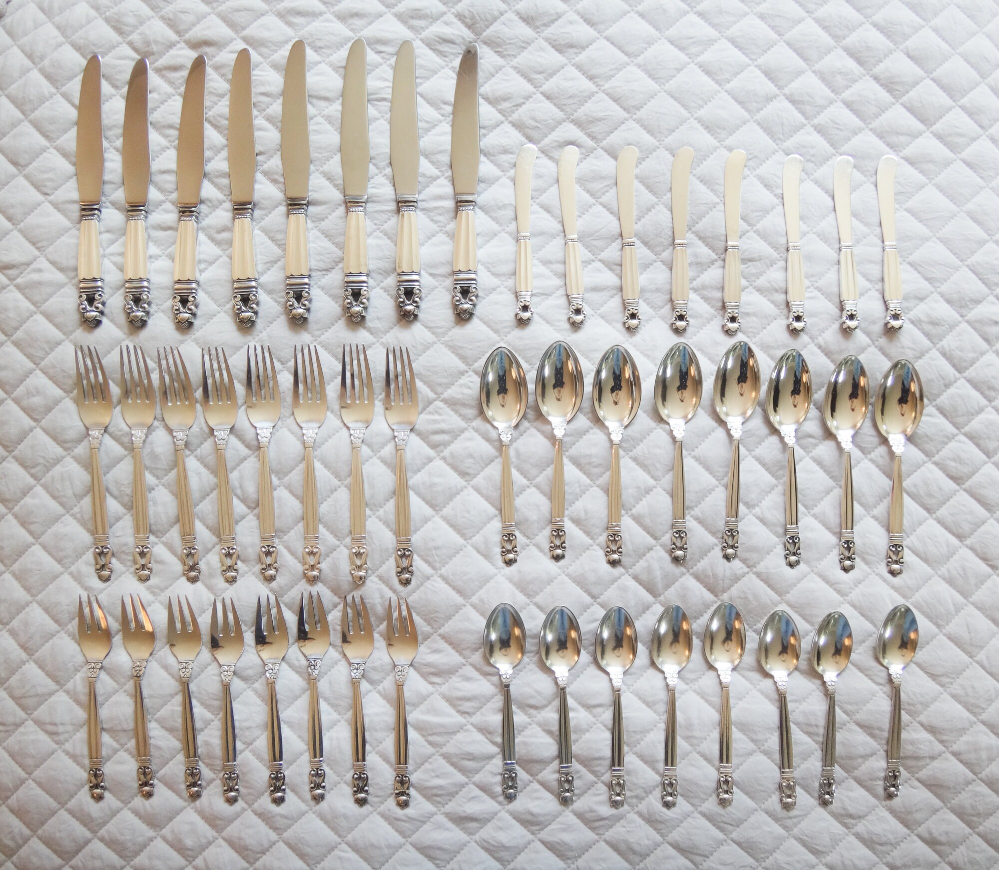 【稀少】ジョージ・ジェンセンAcorn ナプキンリング3個セット 稀少】ジョージ・ジェンセンAcorn ナプキンリング3個セット 稀少