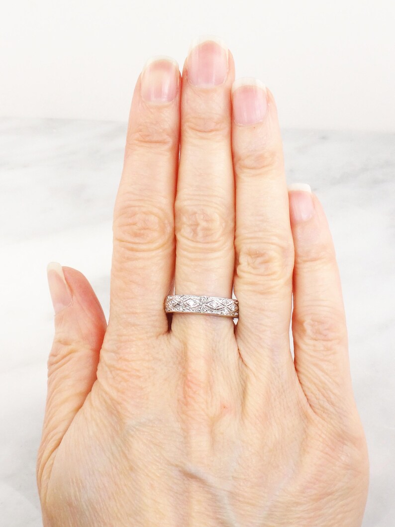 Vintage 14k White Gold Natural Diamond Wedding Band, Approx .35 CT TDW Size 6.25 image 10