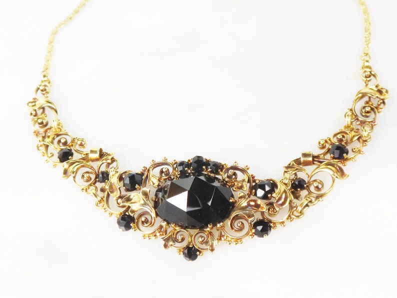 14K Yellow Gold Necklace With Fancy Cut Faceted Garnet Gemstones 18 Inches