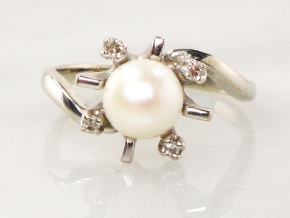 Vintage 14k White Gold Cultured Pearl and Diamond… - image 1