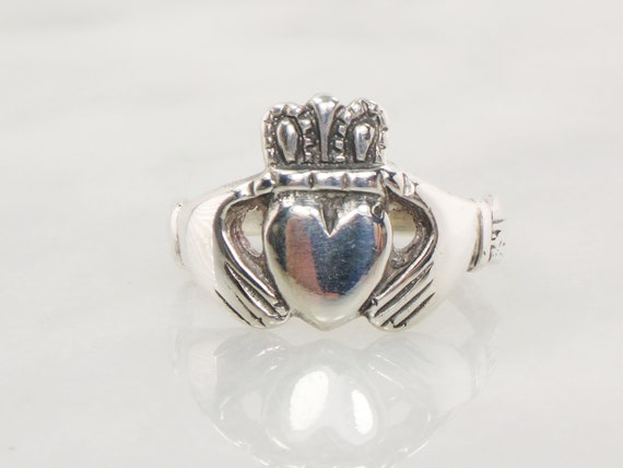 Vintage Claddagh Ring Irish Sterling Silver Cladd… - image 4