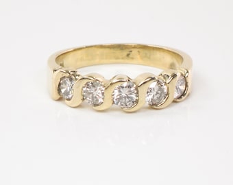 Vintage 14k Yellow Gold Natural Diamond Wedding Ring Five Round Diamond Band Approx 3/4 Carats TDW Size 5.5