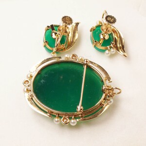 Vintage 14k Gold Green Hardstone Cameo Pendant Earrings Set: Pearl & Diamond Renaissance Revival image 9