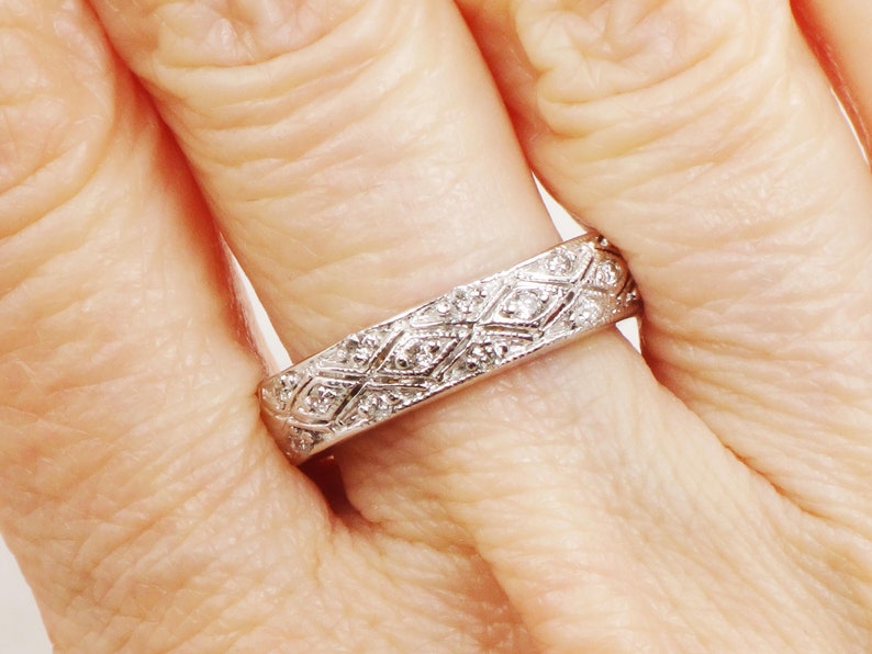 Vintage 14k White Gold Natural Diamond Wedding Band, Approx .35 CT TDW Size 6.25 image 7
