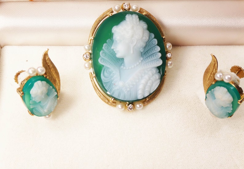 Vintage 14k Gold Green Hardstone Cameo Pendant Earrings Set: Pearl & Diamond Renaissance Revival image 10