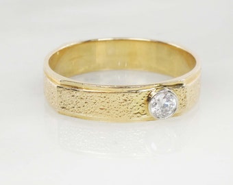 Vintage 14k Yellow Gold Men's Diamond Wedding Band Unisex Approx. .25 CT Solitaire Natural Diamond Ring Size 12 3/4