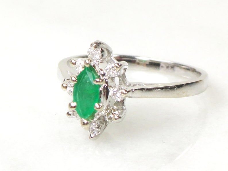 Vintage 14k Emerald Ring White Gold Emerald and Diamond Ring - Etsy Denmark