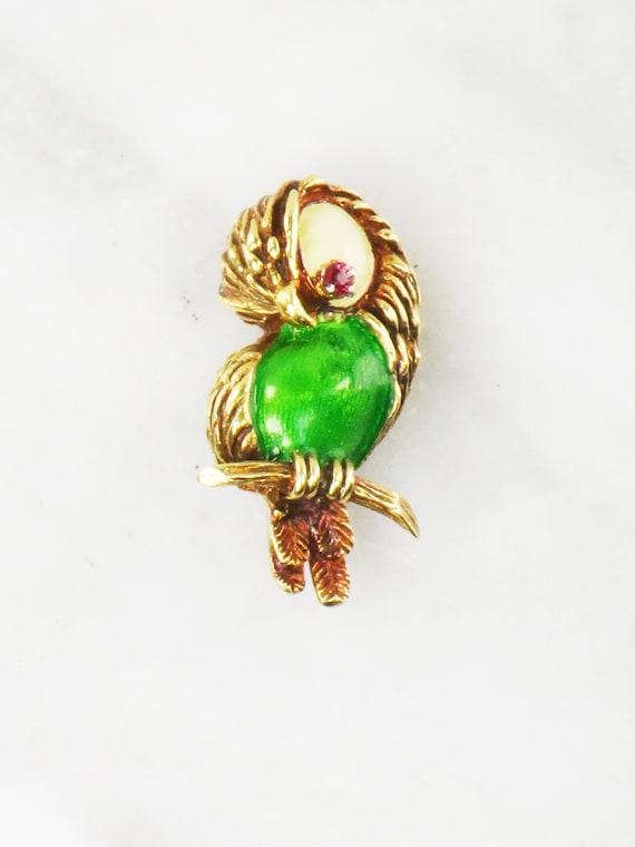 Vintage 18k Yellow Gold Bird Pin Yellow and Green 