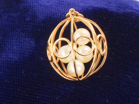 Vintage 18k Yellow Gold Cultured Pearl Ball Cage … - image 2